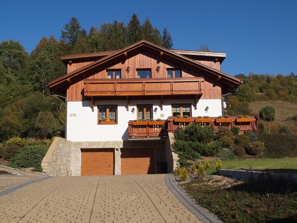 Margus Apartmany Oscadnica Luaran gambar